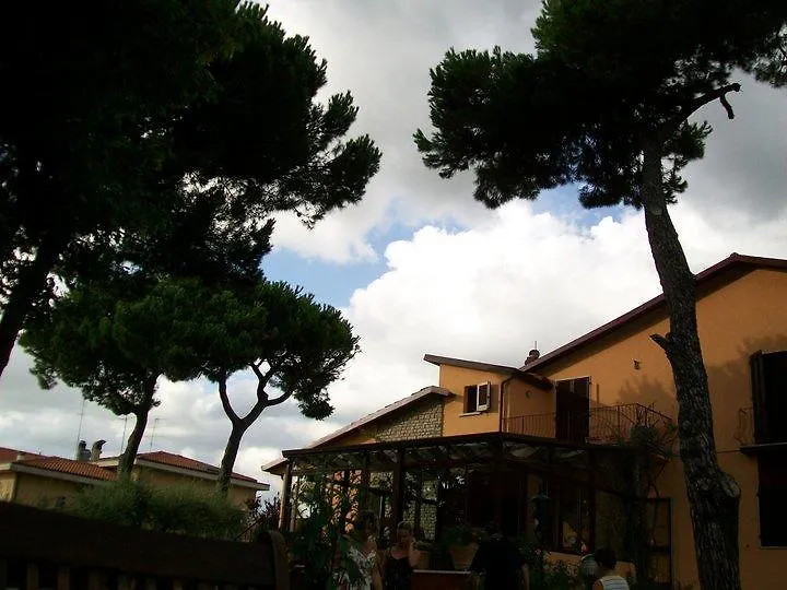 מרינה די קררה B&B Villa Acero מרינה די קררה