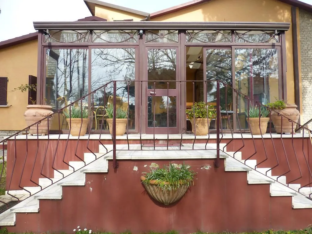 מרינה די קררה B&B Villa Acero בית הארחה מרינה די קררה