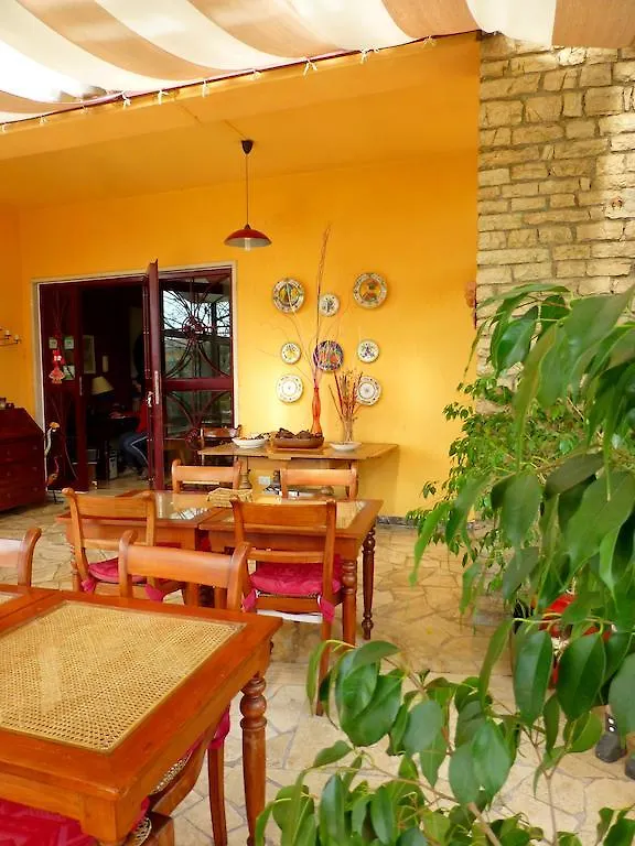 בית הארחה מרינה די קררה B&B Villa Acero איטליה