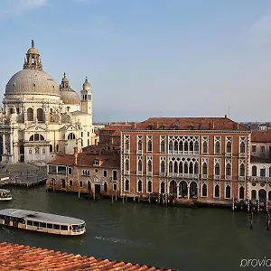 https://sina-centurion-palace.hotelinveneto.com